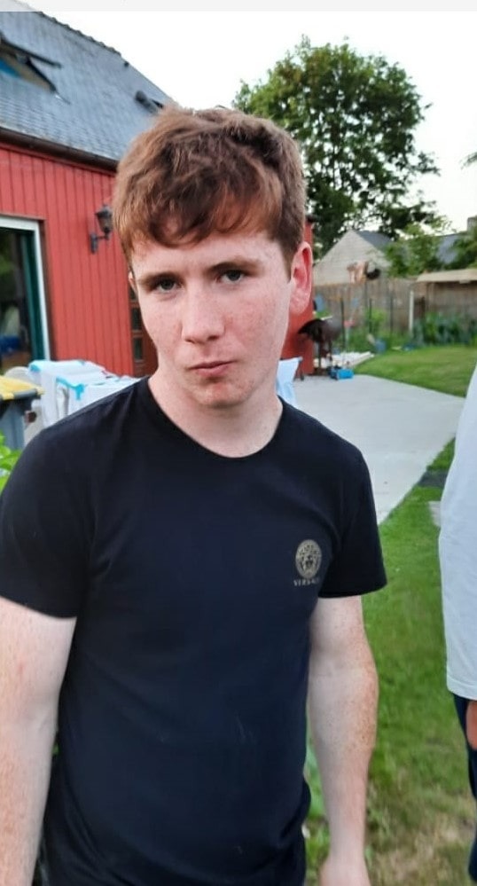 Statistiques du joueur: Matheo Simon. Poste: Milieu saison: 2022/2023  - Foot SEPQ - Football QUEDILLAC