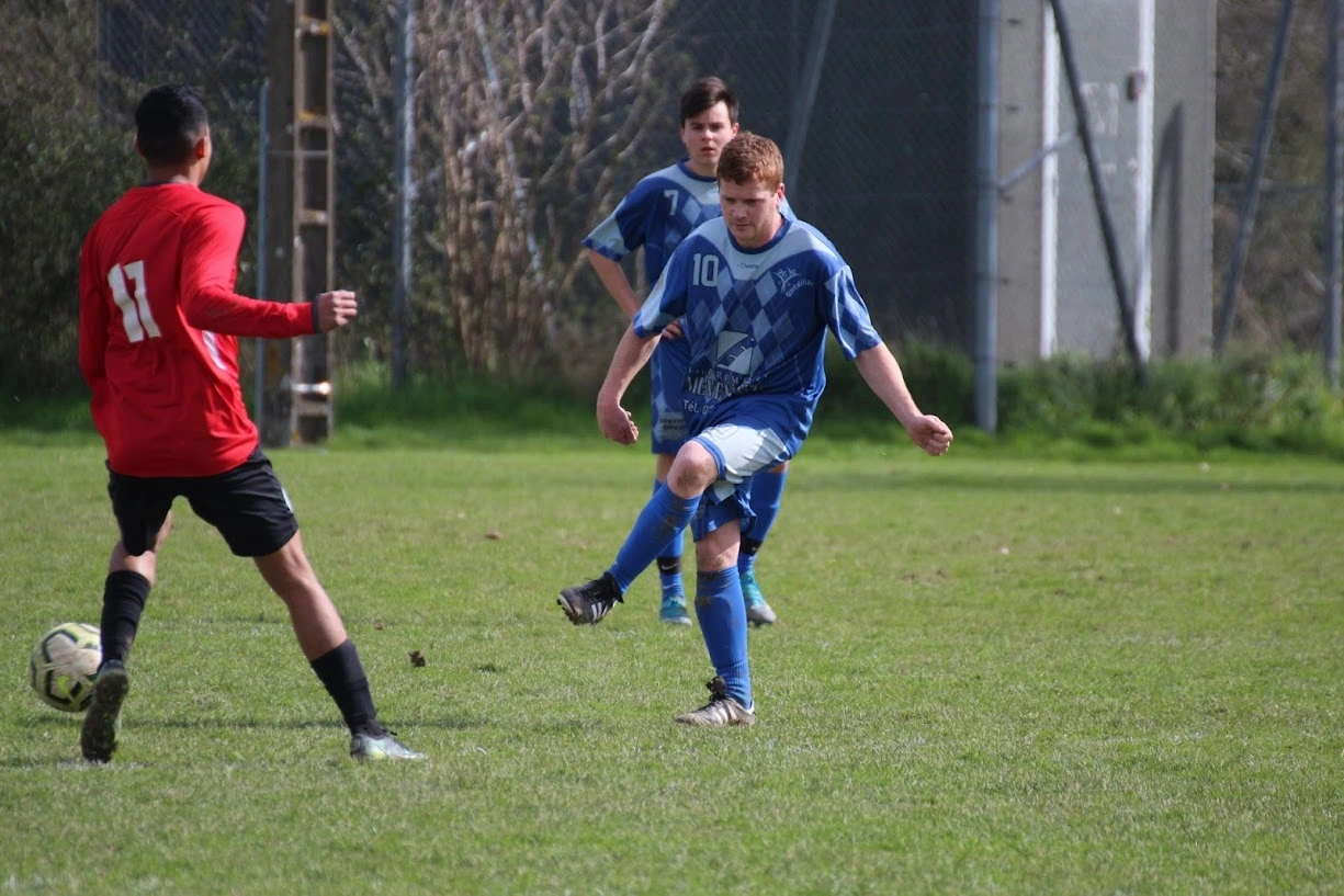 Statistiques du joueur: William Dodin. Poste: Milieu saison: 2022/2023  - Foot SEPQ - Football QUEDILLAC