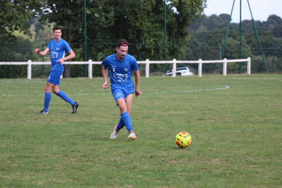 Statistiques du joueur: Dylan Harzo. Poste: Defenseur saison: 2022/2023 et décisif 2 fois - Foot SEPQ - Football QUEDILLAC