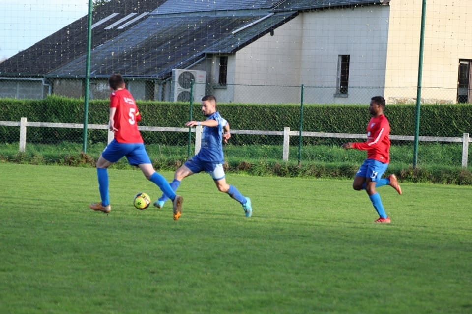 Statistiques du joueur: Jean-david Amet. Poste: Attaquant saison: 2022/2023 et décisif 12 fois - Foot SEPQ - Football QUEDILLAC