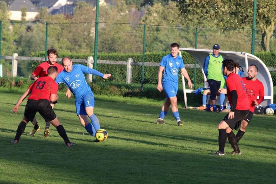 Statistiques du joueur: Jeremie Coquillet. Poste: Milieu saison: 2022/2023 et décisif 2 fois - Foot SEPQ - Football QUEDILLAC