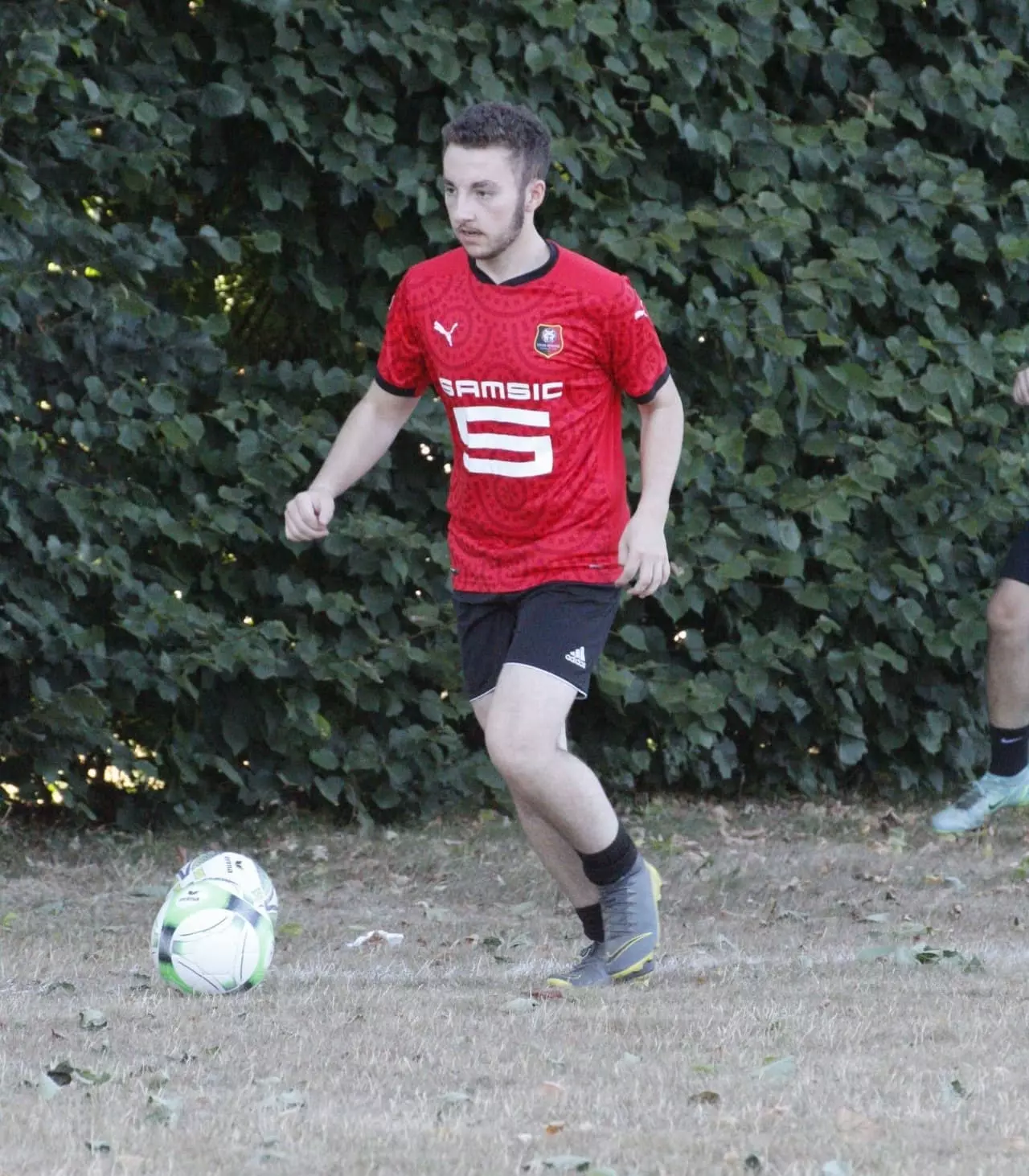 Statistiques du joueur: Kerywann Rolland. Poste: Milieu saison: 2022/2023 et décisif 1 fois - Foot SEPQ - Football QUEDILLAC