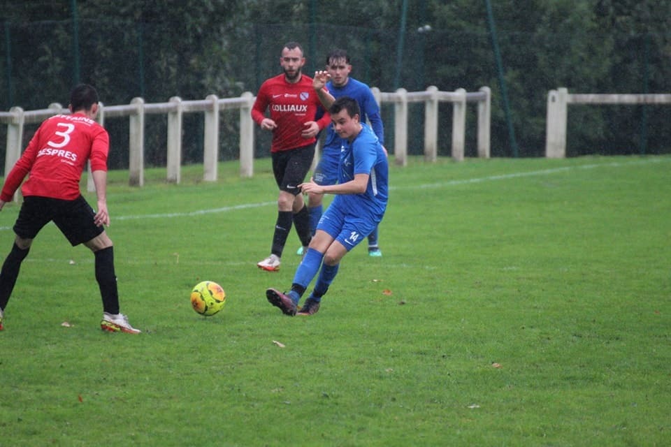 Statistiques du joueur: Matheo Barbier. Poste: Milieu saison: 2022/2023 et décisif 3 fois - Foot SEPQ - Football QUEDILLAC
