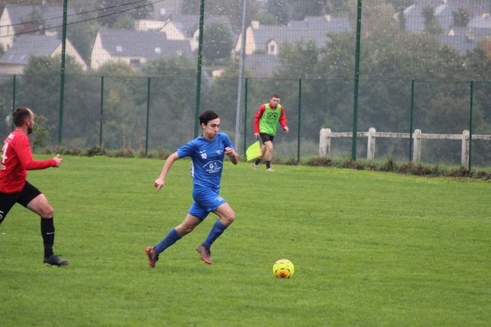 Statistiques du joueur: Maxence Le Guillou. Poste: Attaquant saison: 2022/2023 et décisif 9 fois - Foot SEPQ - Football QUEDILLAC