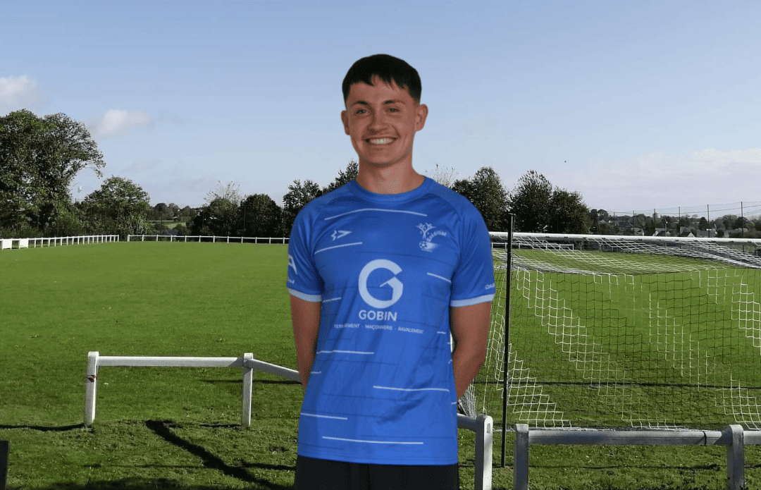Statistiques du joueur: Erwann Pezennec. Poste: Milieu saison: 2026/2027  - Foot SEPQ - Football QUEDILLAC
